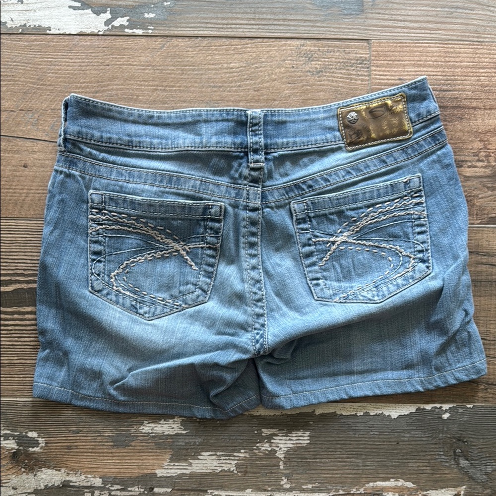 Silver Jeans Women's Blue Jean Shorts